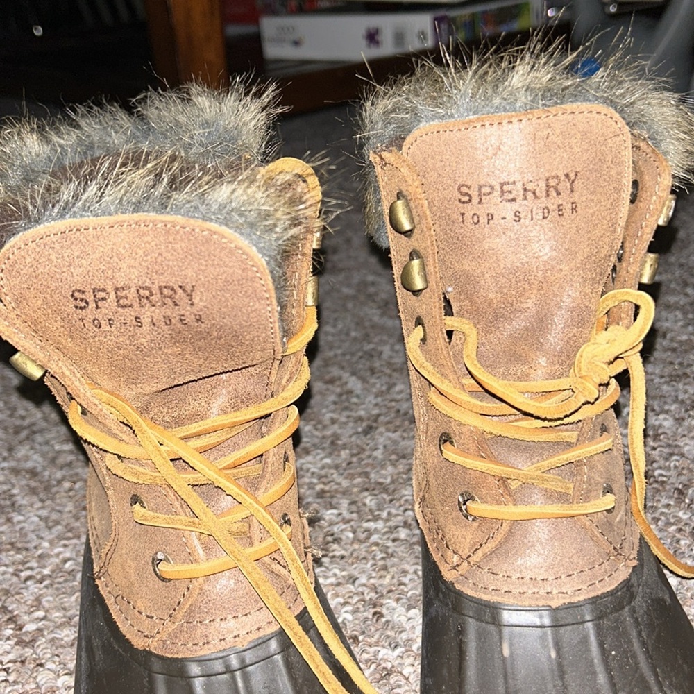 Sperry too sliver boots